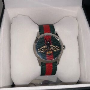❤️💚Gucci G-Timeless 38mm Bee Web Watch EUC